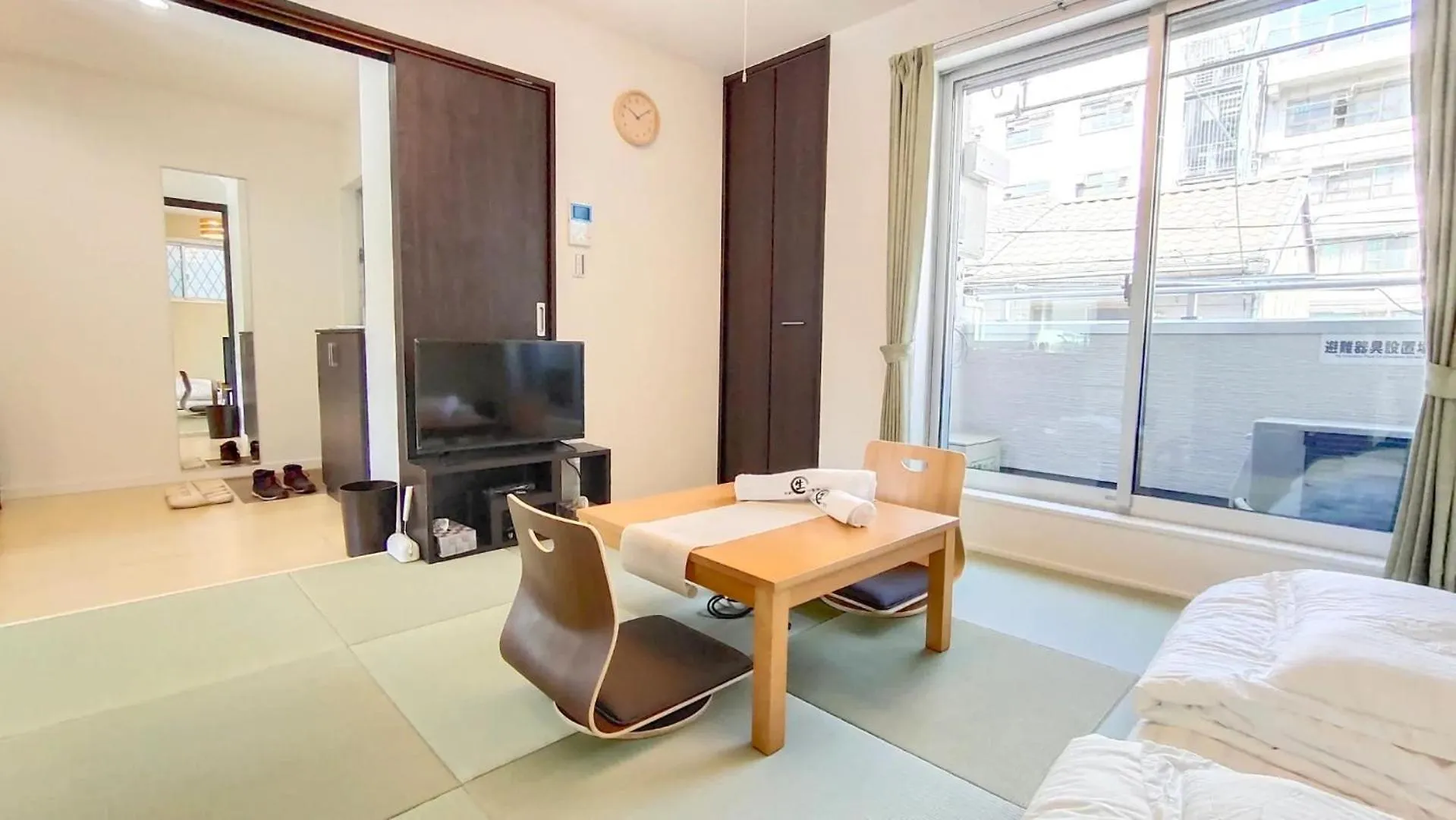 Sun生一番館302室 Apartment Osaka